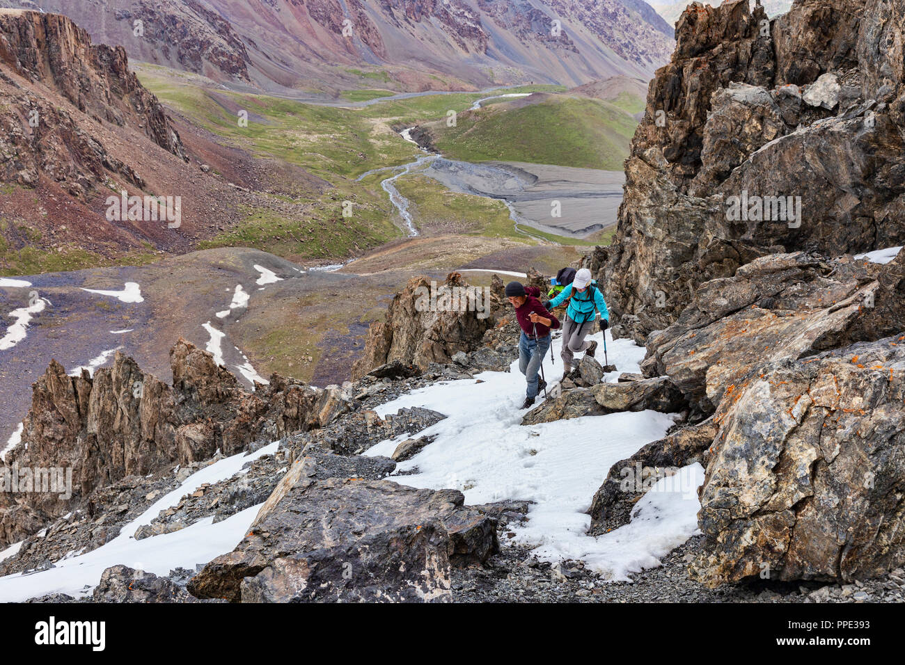 Die unglaubliche Höhen von Alay Trek im Südwesten Kirgisistan, die in 4 3000+ Meter überschreitet. Stockfoto