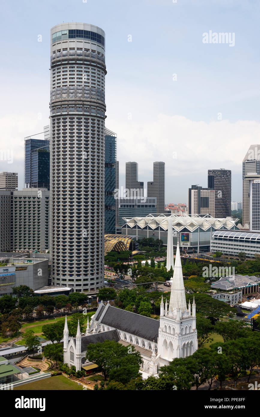 Luftaufnahme von St. Andrew's Cathedral, die Padang, das Swissotel Stamford Tower und der Innenstadt von Singapur Republik Singapur Asien Stockfoto