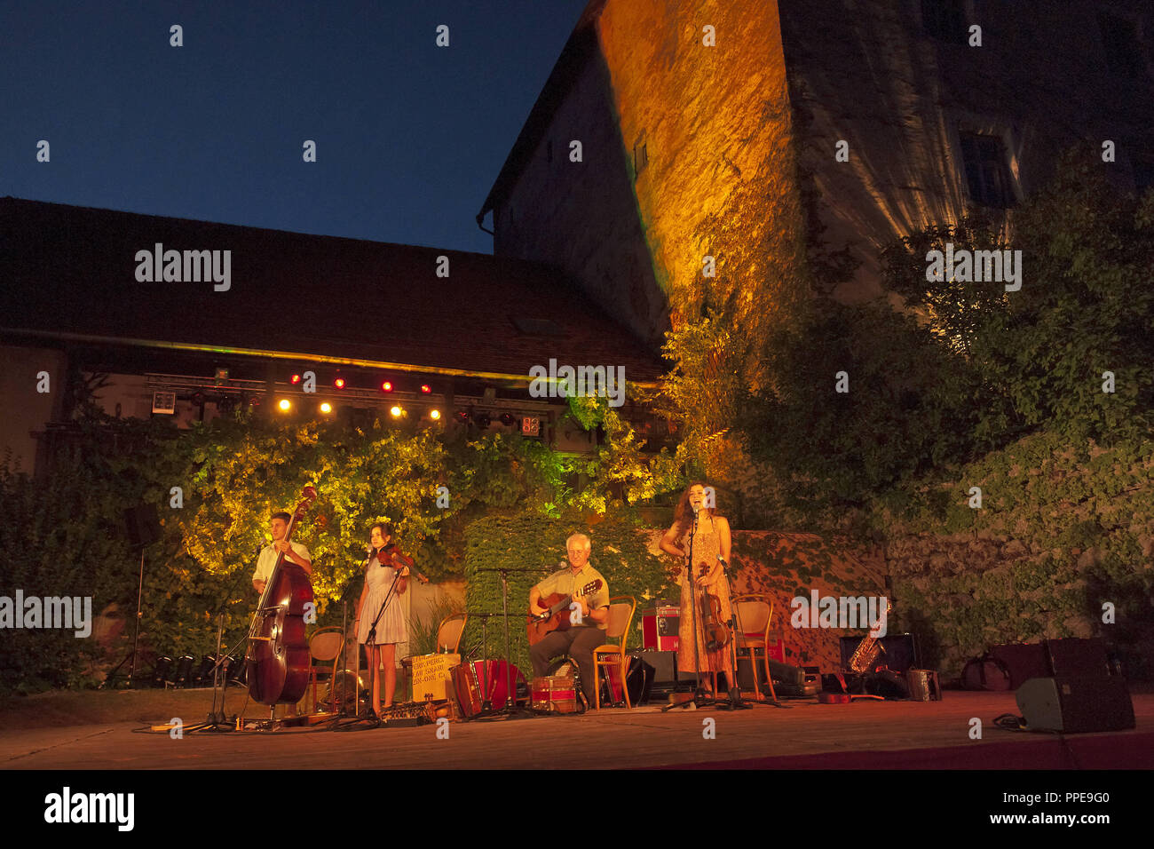 Schloss triebenbach Fotos und Bildmaterial in hoher Auflösung Alamy