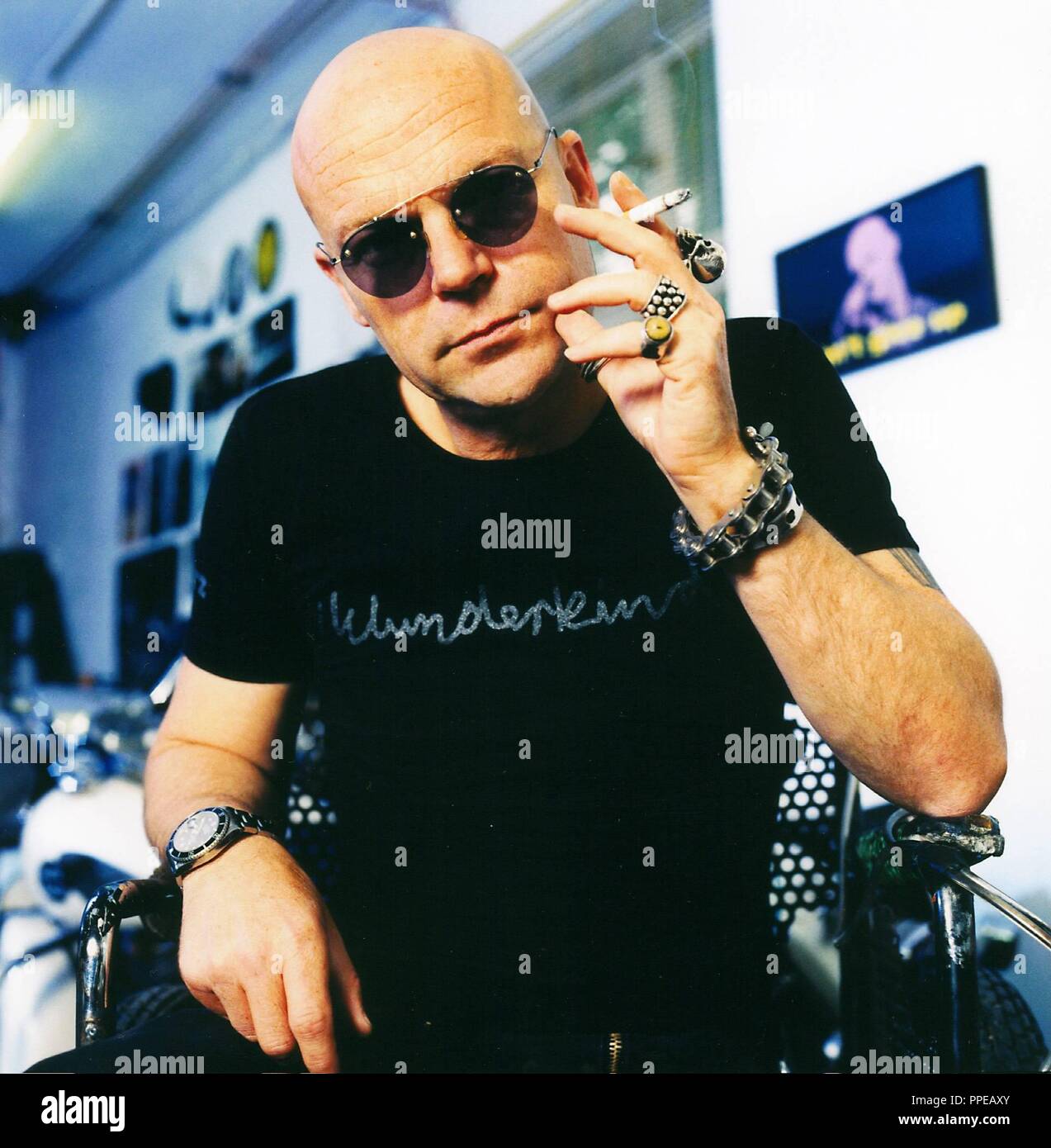 Wolfgang flatz Fotos und Bildmaterial in hoher Auflösung Alamy