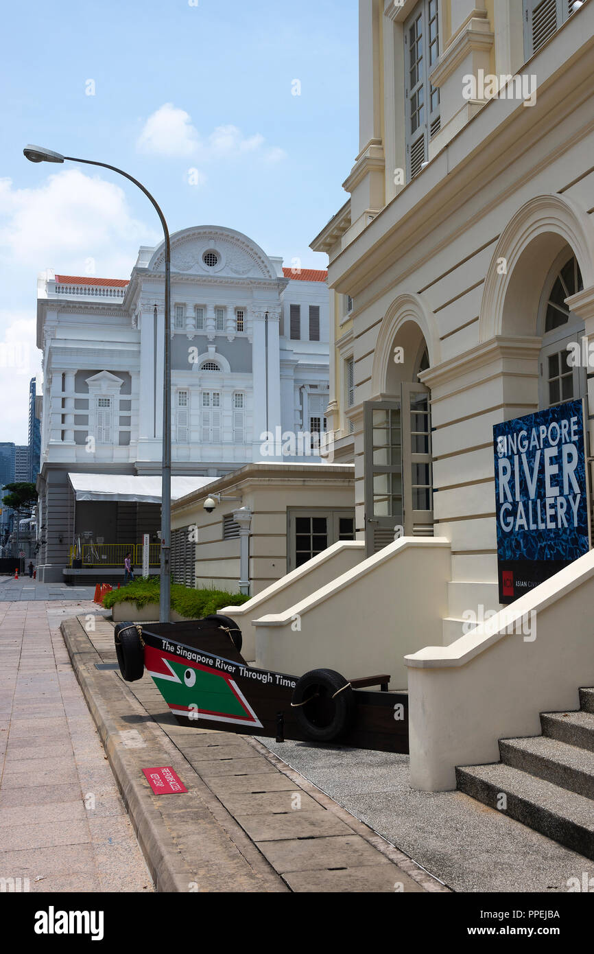 Die Singapore River Art Gallery mit dem Asian Civilizations Museum Empress Place Republik Singapur Asien Stockfoto
