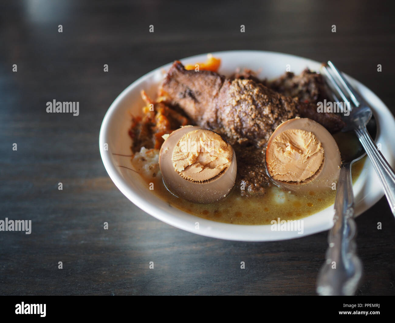Indonesische traditionelle Gudeg Porridge aus Jogjakarta Stockfoto