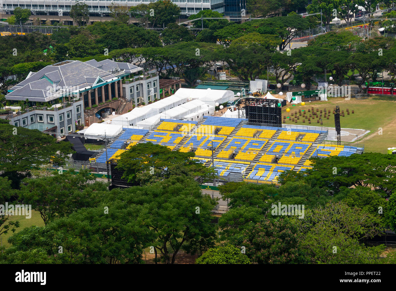 Leere Tribüne beim Singapore Recreation Club Pavillon mit Marquees für den Formel 1 Grand Prix von Singapur Asien Stockfoto