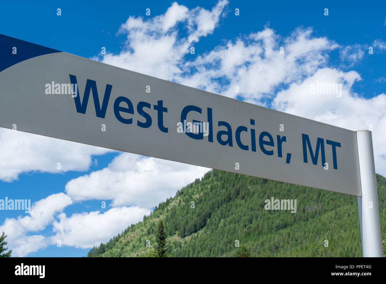 Schild am West Glacier, Montana Bahnhof Stockfoto