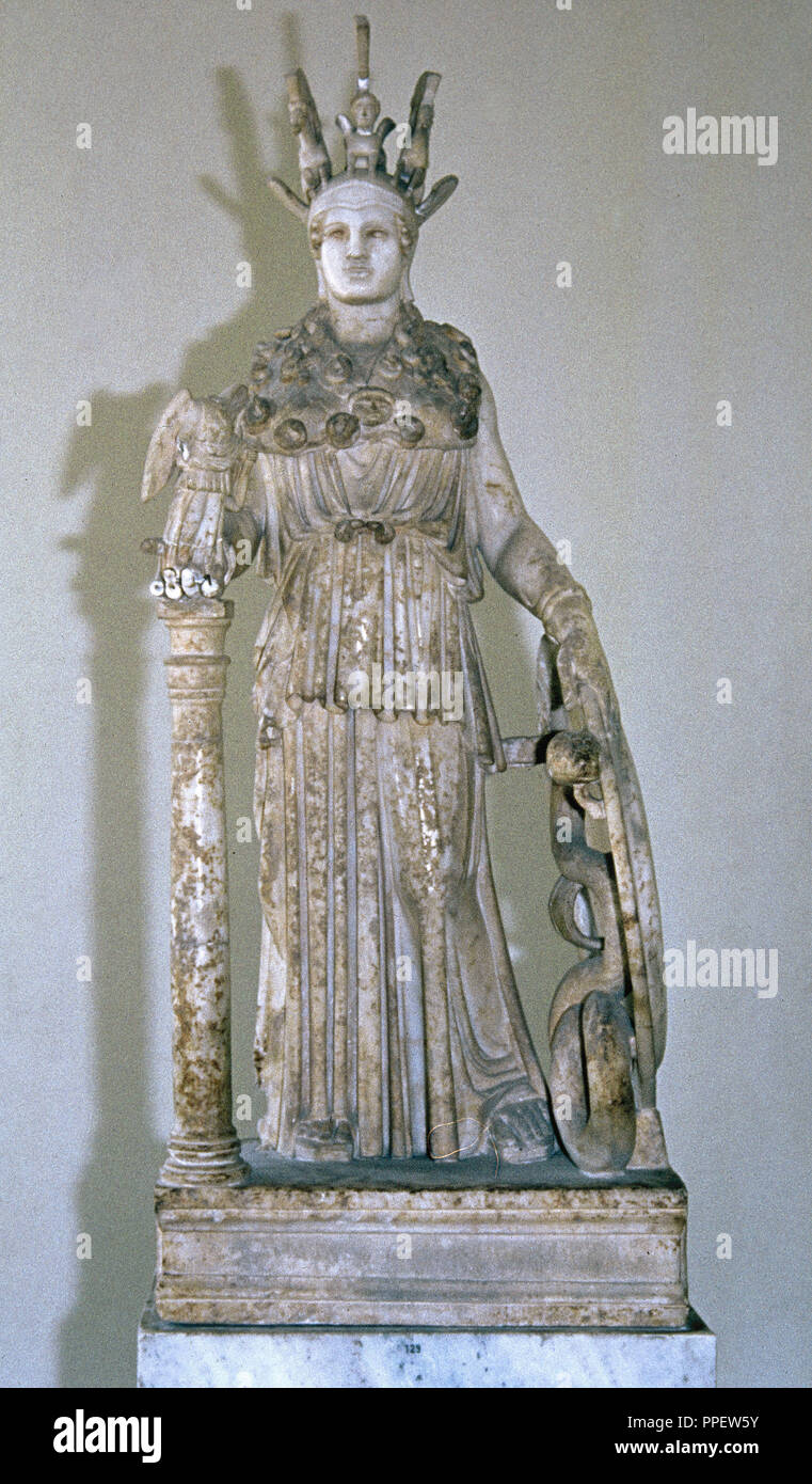 Votive Skulptur von Athena Varvakeion. Kopieren der Athena Parthenos. Römische Periode, 2. vorchristlichen Jahrhundert. Archäologisches Nationalmuseum von Athen. Stockfoto