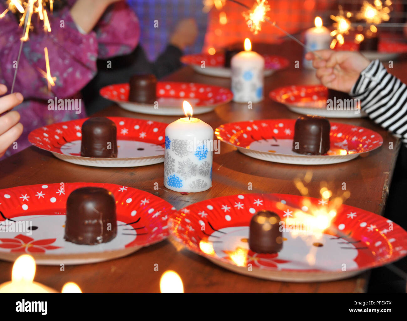 Kindergeburtstage auf dem Spielplatz "Erlebniskraftwerk" der gemeinnützige Verein "Kulti-Kids' in der alten Halle der ehemaligen Pfanni Anlage am Ostbahnhof. Stockfoto