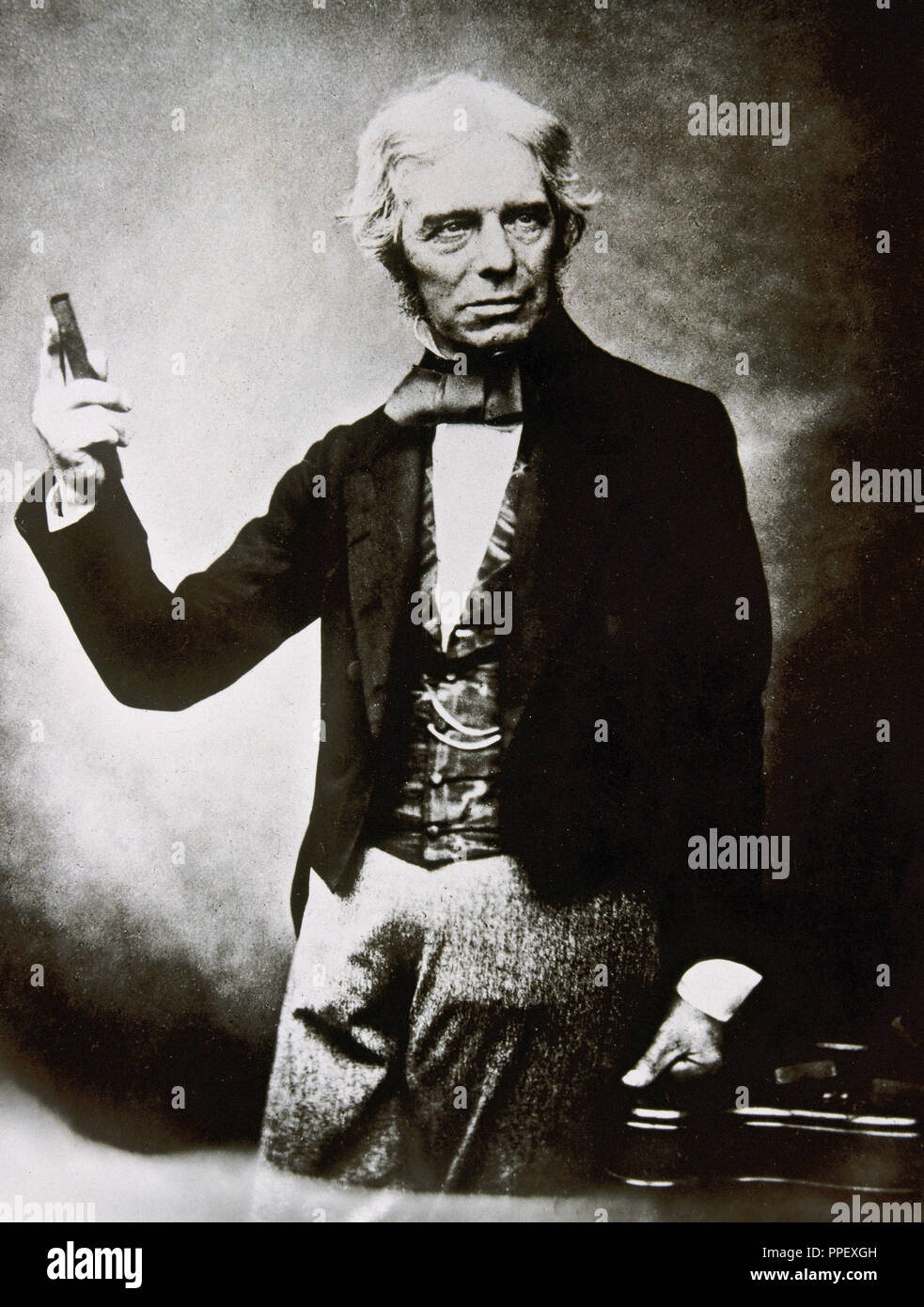 FARADAY, Michael (Newington 1791 - Hampton Court, 1867). Der britische Physiker und Chemiker, der elektromagnetischen Induktion Phänomene entdeckt. Stockfoto