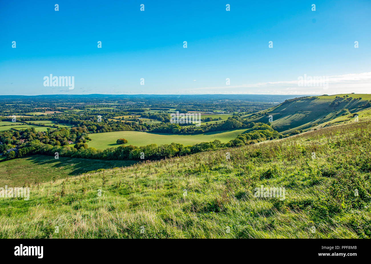 Blick entlang des South Downs Way in Ditchling Beacon Nördlich von Brighton, East Sussex UK Stockfoto