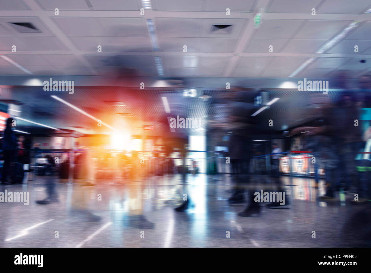 Modernen Flughafen mit blur Effekte. Double Exposure Stockfoto