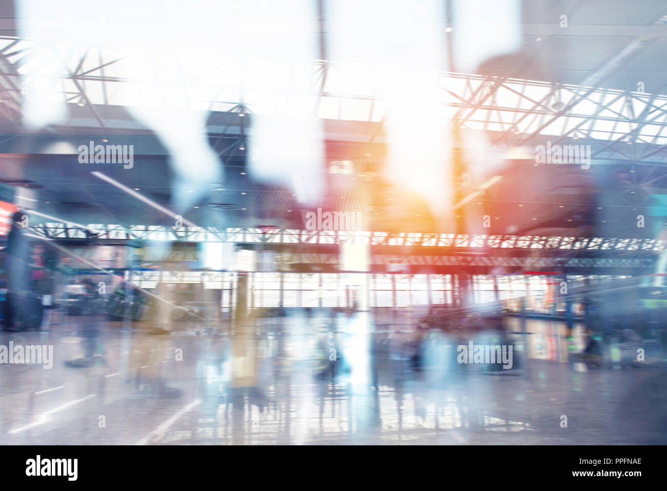 Modernen Flughafen mit blur Effekte. Double Exposure Stockfoto