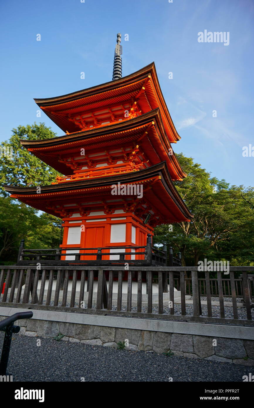 Kyoto, Japan - August 01, 2018: Die koyasu - nein - Pagode der Kiyomizu-dera Buddhistischen Tempel, ein UNESCO-Weltkulturerbe. Foto: George Stockfoto