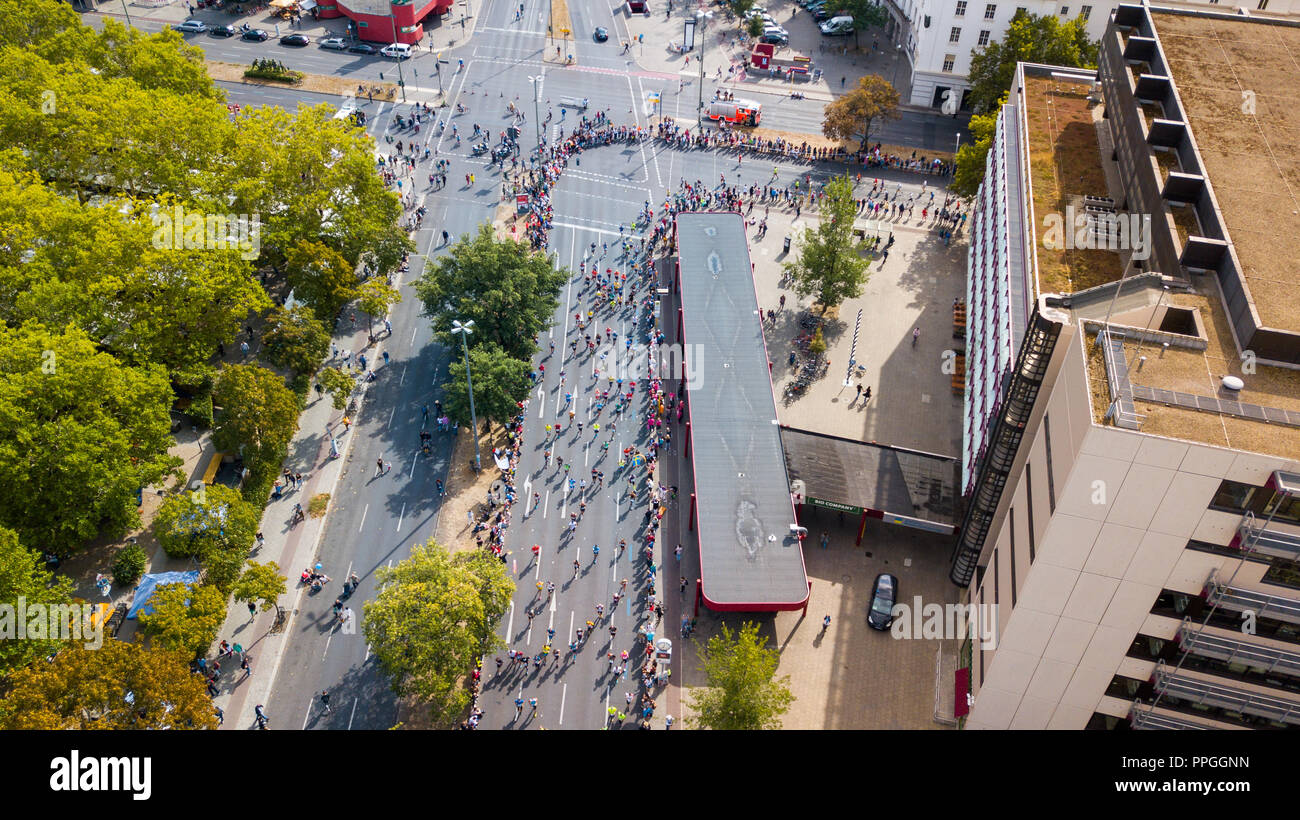 Luftbild des Berlin Marathon, 2018, Berlin, Deutschland Stockfoto