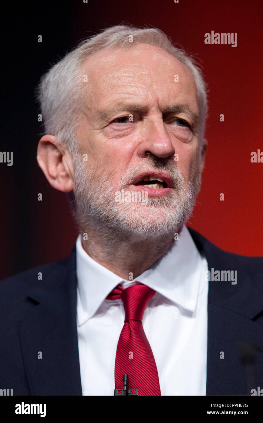 Liverpool, Großbritannien. 26. September 2018. Jeremy Corbyn, der Führer der Opposition, der Führer der Labour Party und die Labour MP für Islington Nord, spricht während der Konferenz der Labour Party in Liverpool. © Russell Hart/Alamy Leben Nachrichten. Stockfoto