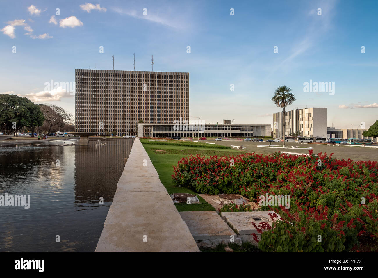 Buriti Square und Palast von buriti-Brasilia, Distrito Federal, Brasilien Stockfoto