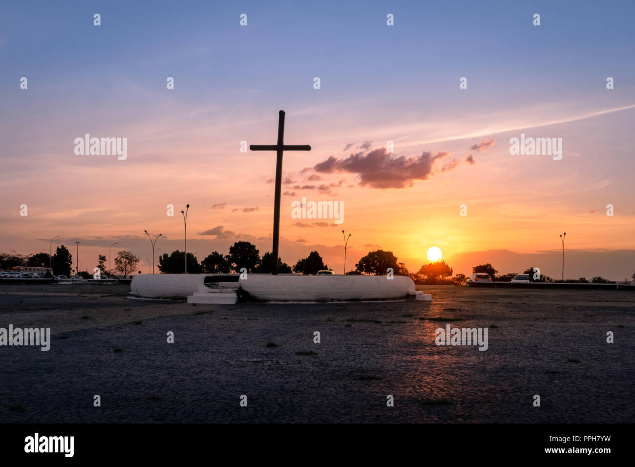 Sonnenuntergang bei Cruzeiro Square - Brasilia, Distrito Federal, Brasilien Stockfoto