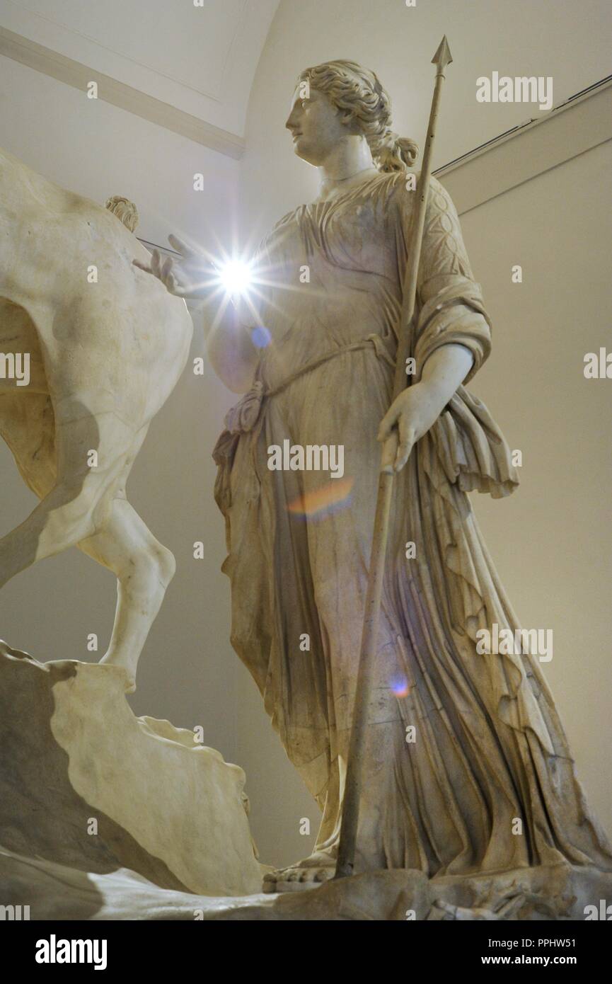 Die Farnese-Bull. Römische Kopie (3. Jahrhundert n. Chr.) einer hellenistischen Skulptur. Mythos der Dirce. Sie wurde von den Söhnen der Antiope Amphion und Zethos, einen wilden Stier gebunden. Detail Antiope. Von Bäder von Caracalla, Rom. Nationales Archäologisches Museum, Naples. Italien. Stockfoto