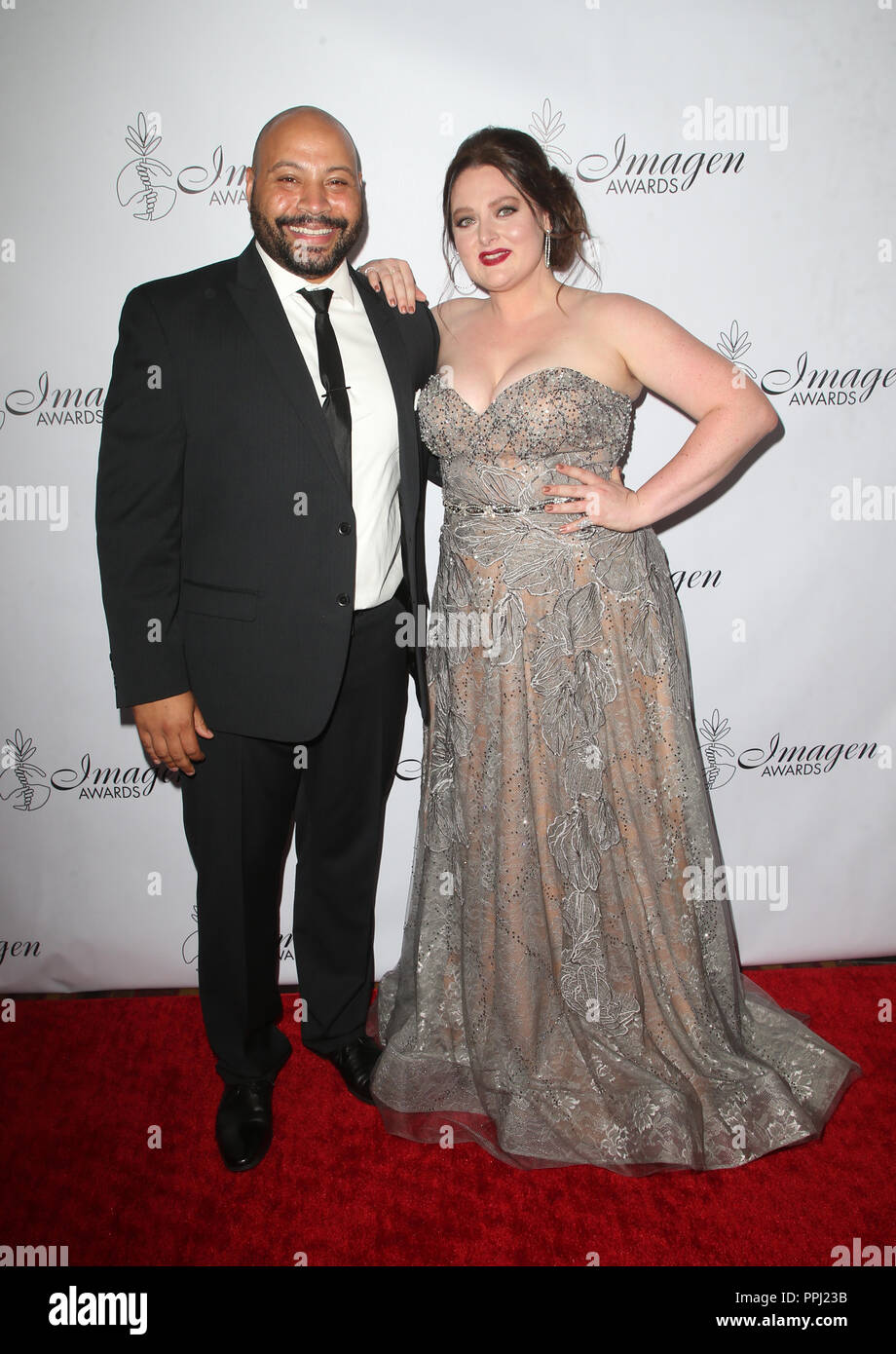 33. jährlichen Imagen Awards - Ankunft mit: Colton Dunn, Lauren Ash Wo: Los Angeles, Kalifornien, Vereinigte Staaten, wenn: 25. Aug. 2018 Credit: FayesVision/WENN.com Stockfoto