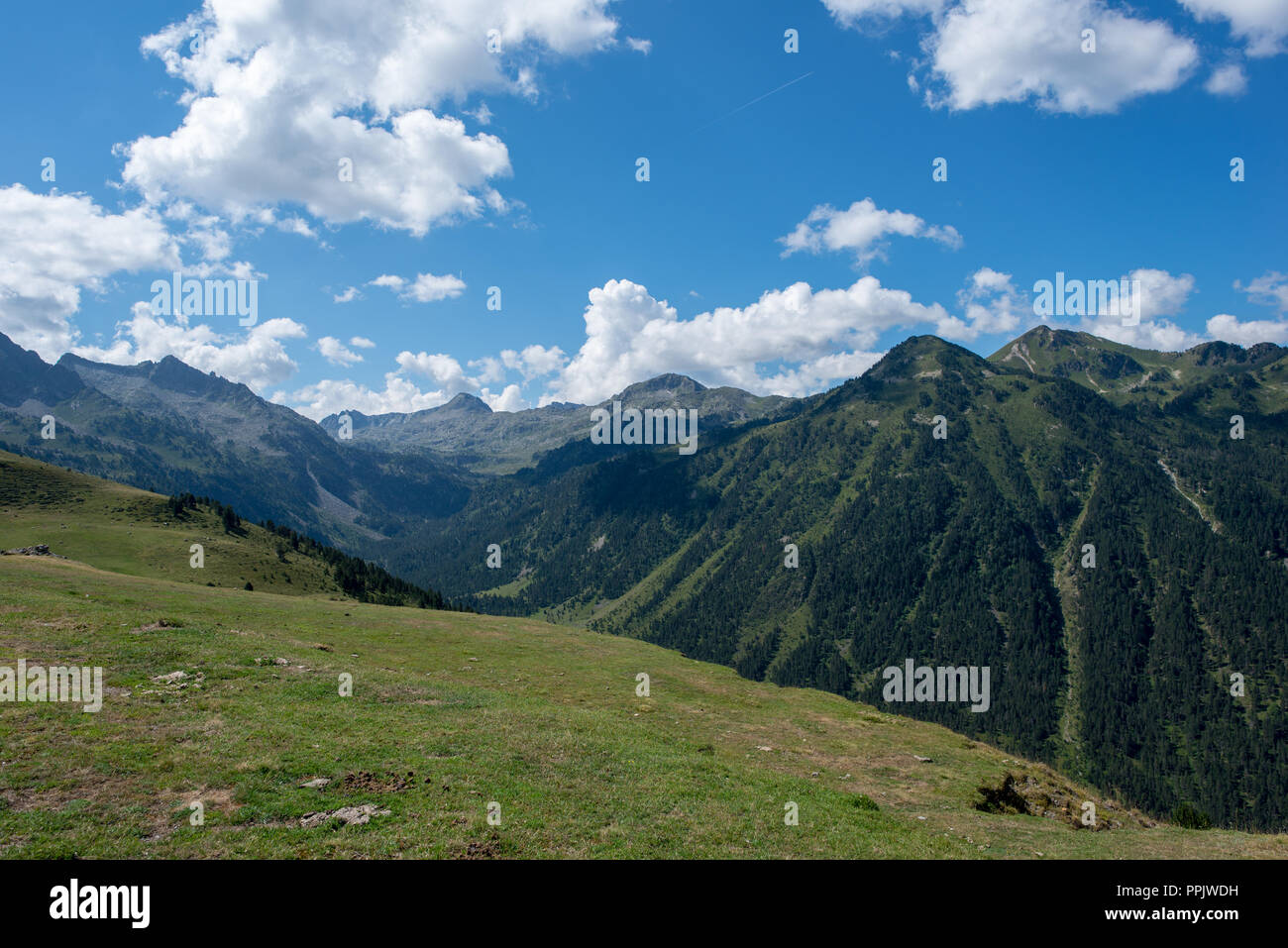 Berge in der bonaigua im Tal von Aran, Pyrenäen, Spanien Stockfoto