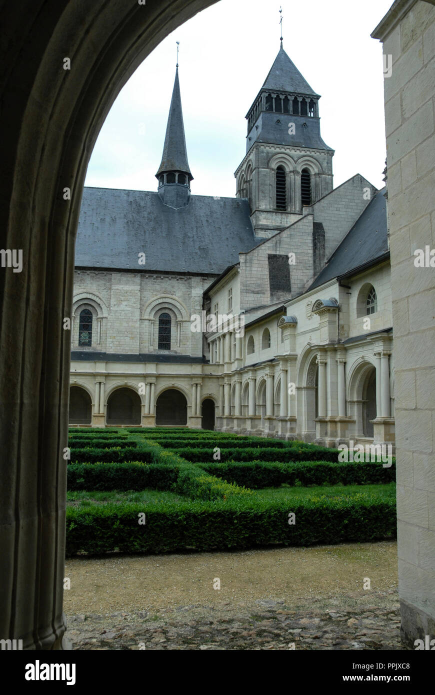 Saint benoit hof Fotos und Bildmaterial in hoher Auflösung Alamy