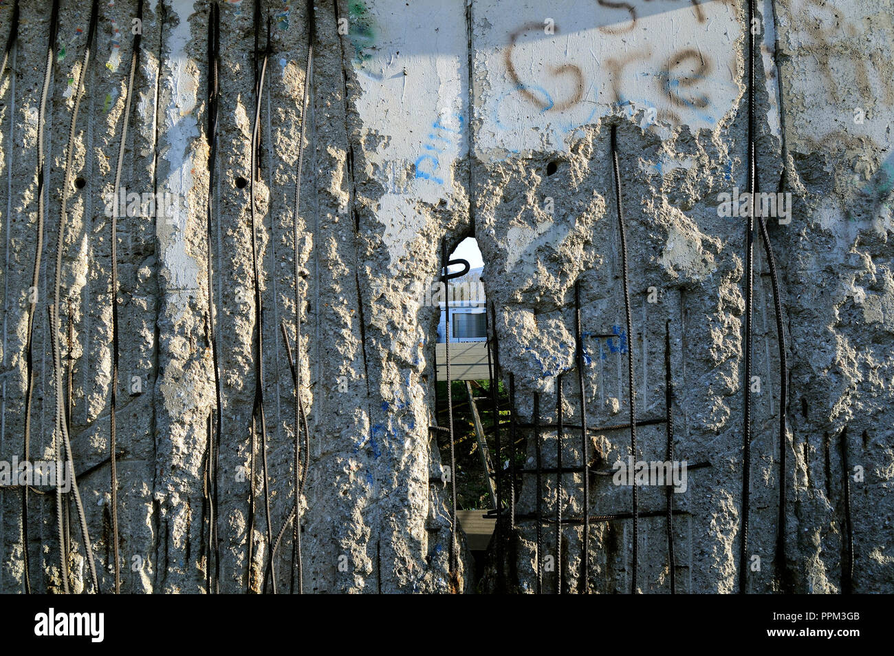 Mauerbau berlin Fotos und Bildmaterial in hoher Auflösung Alamy