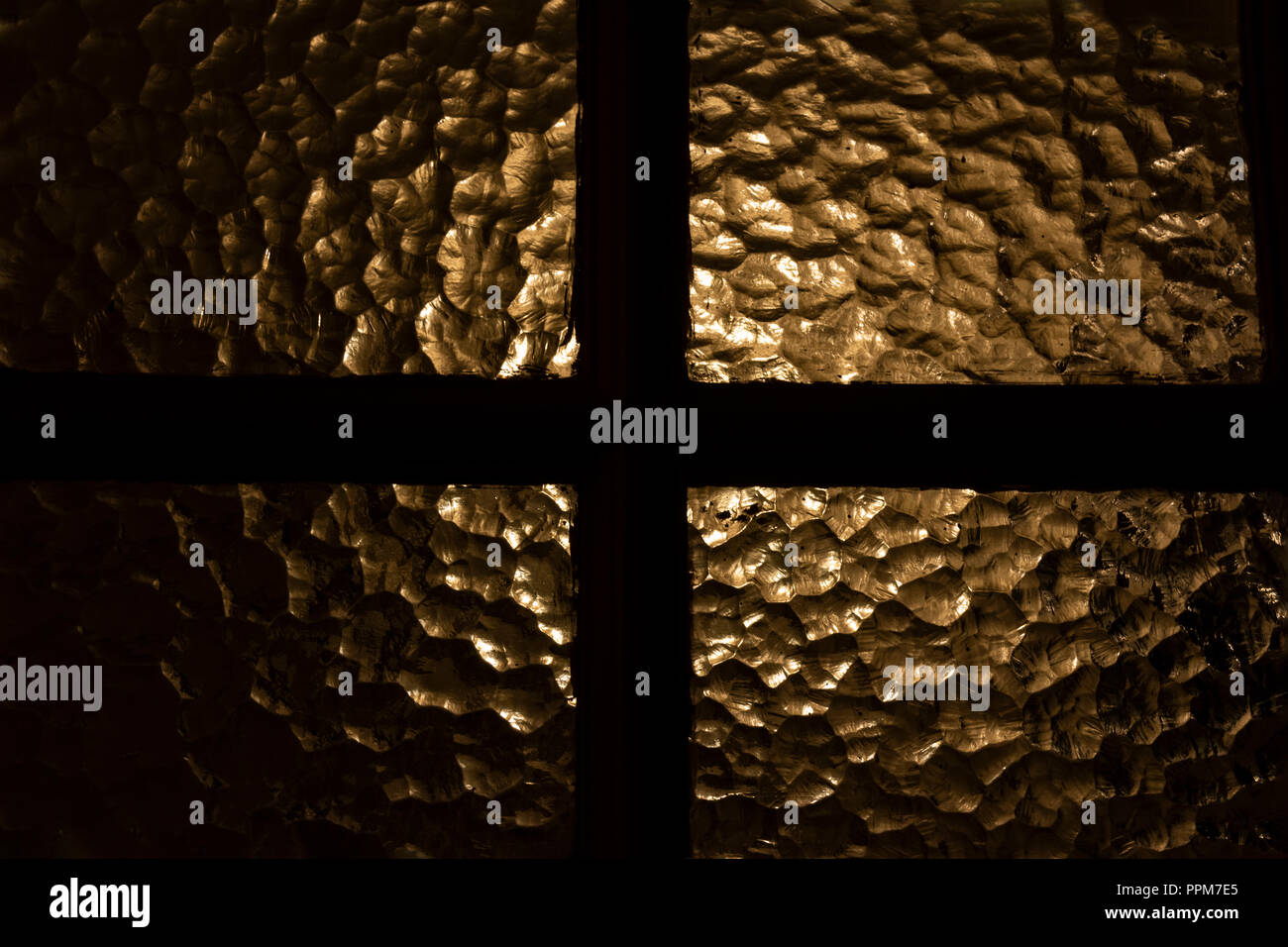 Tür mit Fenster aus Glas Stockfoto
