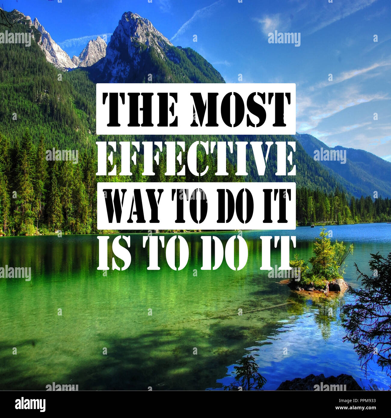Inspirational Quotes der effektivste Weg, es zu tun ist, es zu tun, positive, motivierende Stockfoto