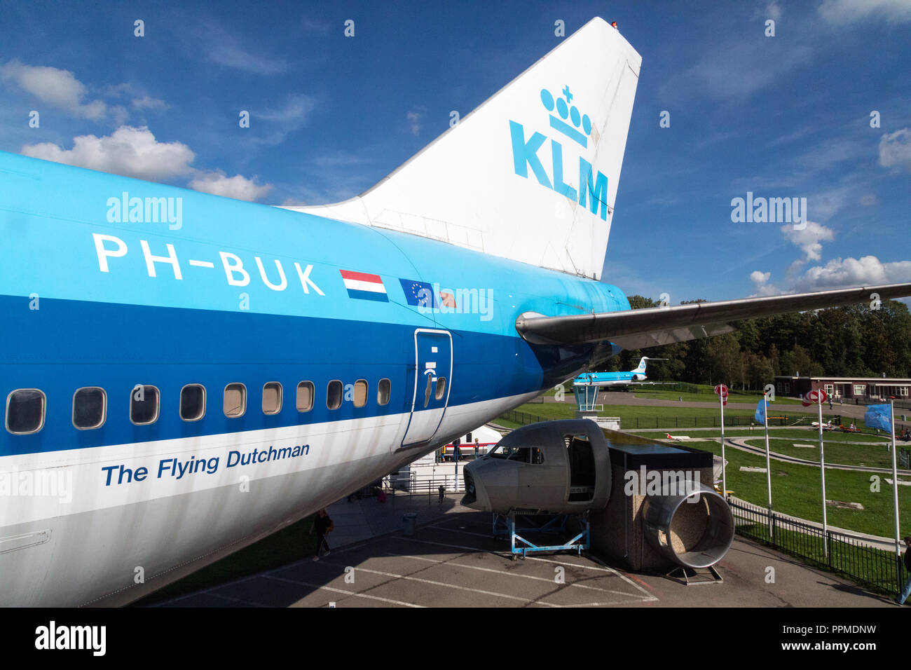 Ex-KLM Boeing 747-206 BM (SUD) [PH-BUK] auf dem Display an der Aviodrome Aviation Theme Park. Stockfoto