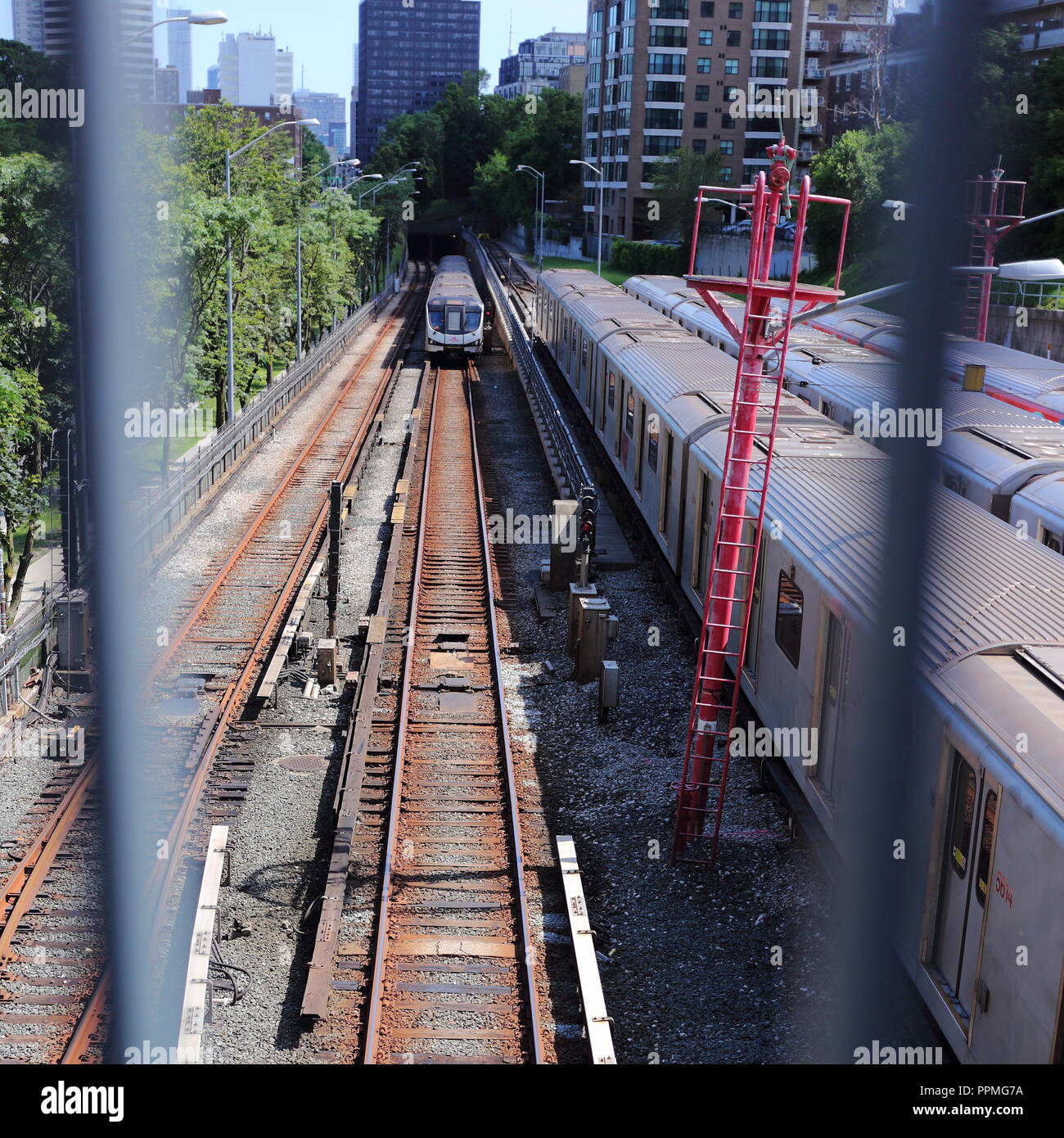 Davisville U-Bahn Station (Toronto, CA). Stockfoto