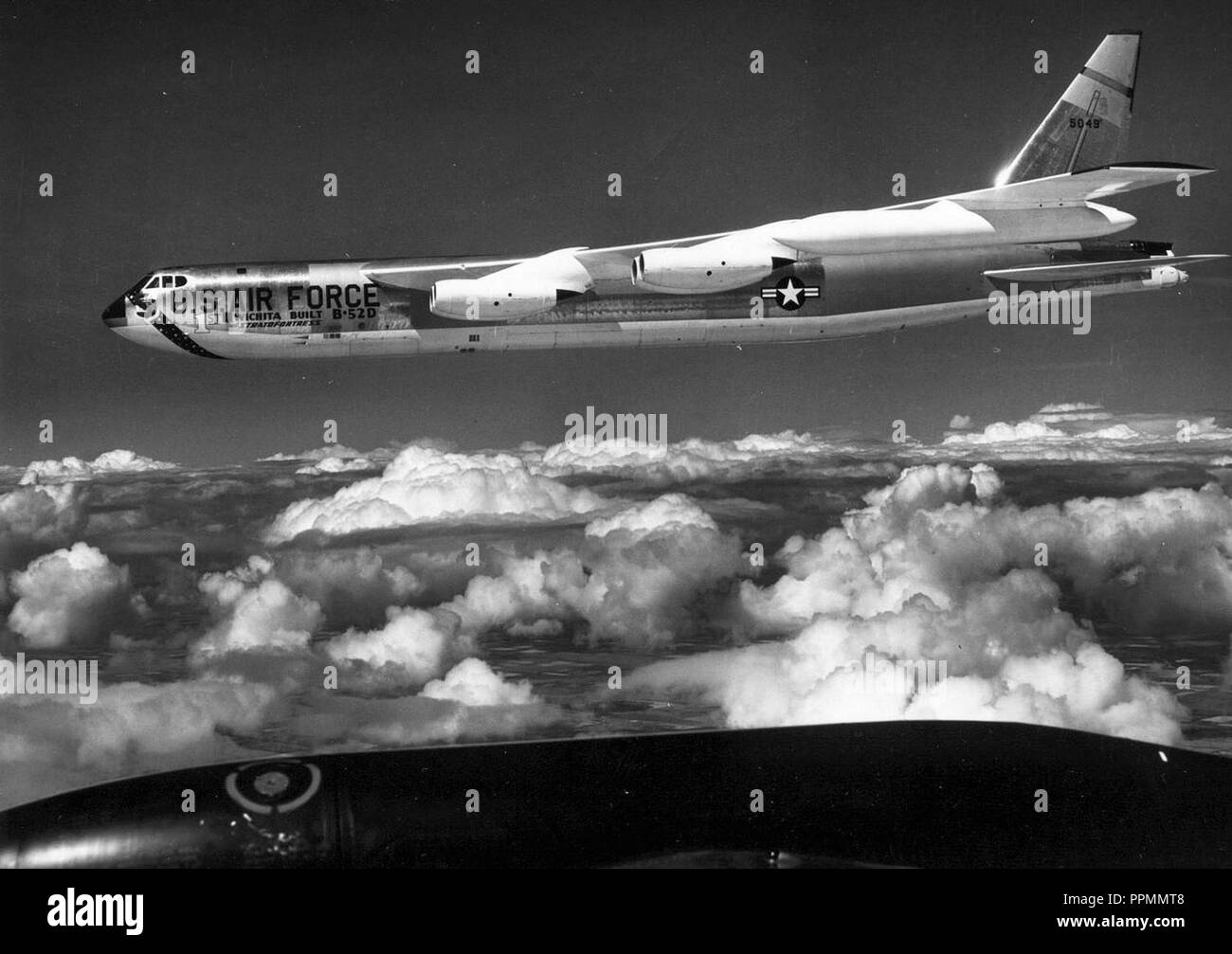 Boeing B-52 D-1-BW (SN 55-0049) 061127-F-1234S-019. Stockfoto