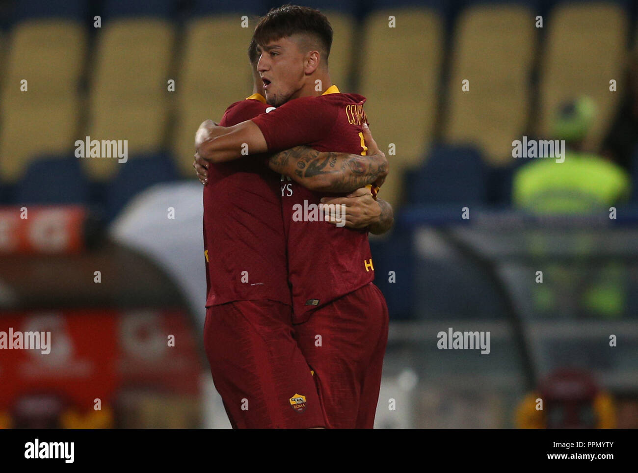 Rom, Italien. 26 Sep, 2018. 26.09.2018, Stadio Olimpico, Rom, Italien. SERIE A: Unter feiert die GOL während der italienischen Serie A Match zwischen A.S. ROMA V FROSINONE im Stadio Olimpico in Rom. Credit: Unabhängige Fotoagentur/Alamy leben Nachrichten Stockfoto