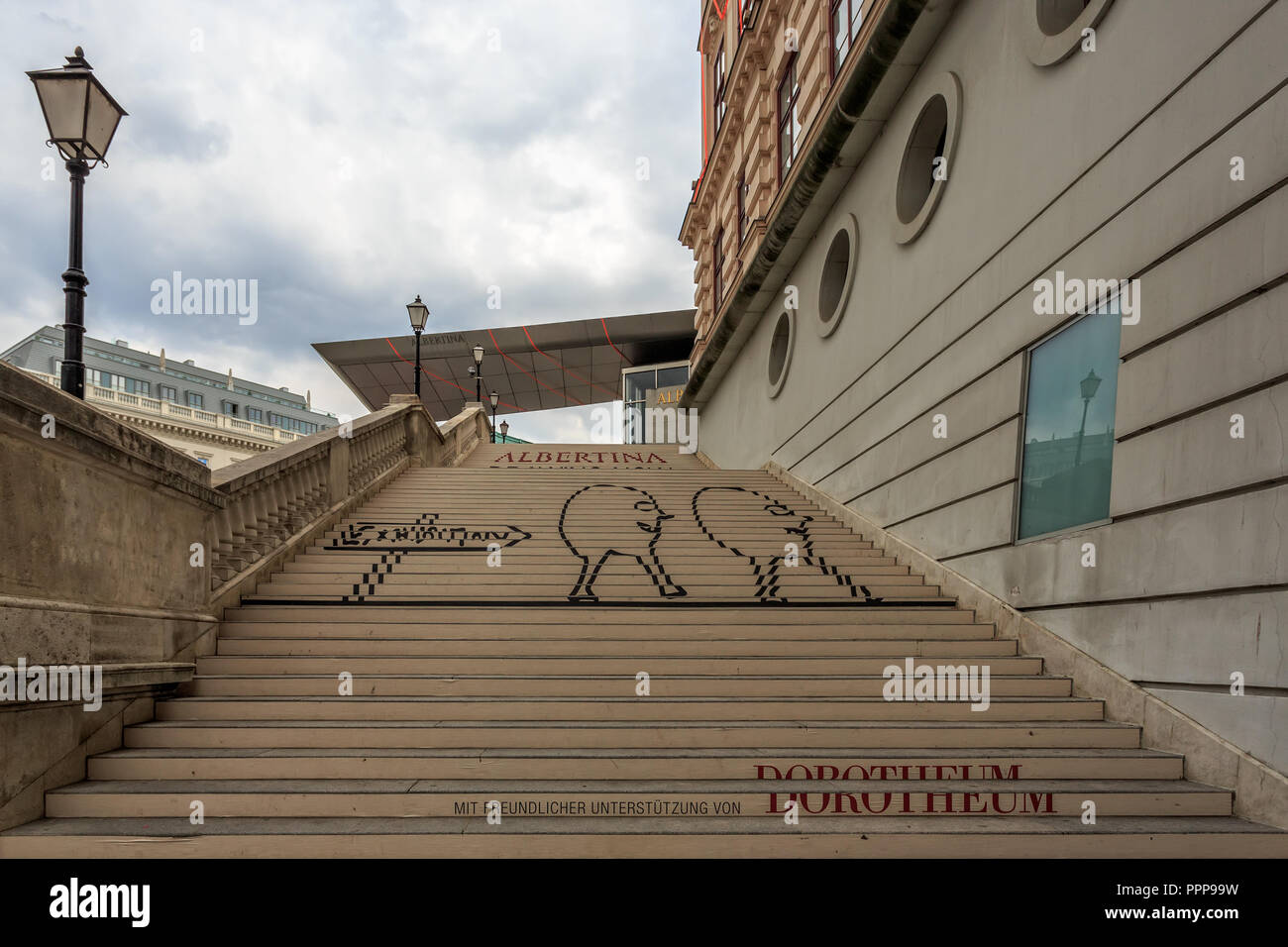 Wien, Österreich - 27. JUNI 2015: Albertina Museum während der Ausstellung der Künstler Stockfoto