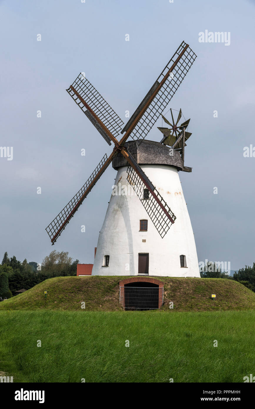 Wind Mill, Veltheim, Porta Westfalica, Minden-Luebbecke, Ostwestfalen-Lippe, Nordrhein-Westfalen, Deutschland Stockfoto