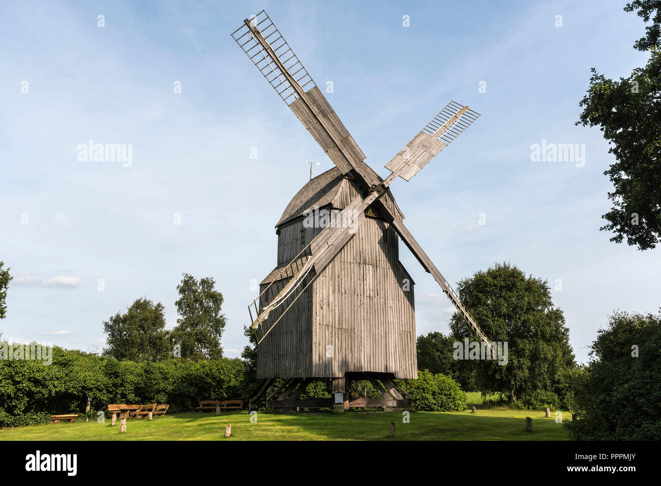 Wind Mill, Oppenwehe, Stemwede, Minden-Luebbecke, Ostwestfalen-Lippe, Nordrhein-Westfalen, Deutschland Stockfoto