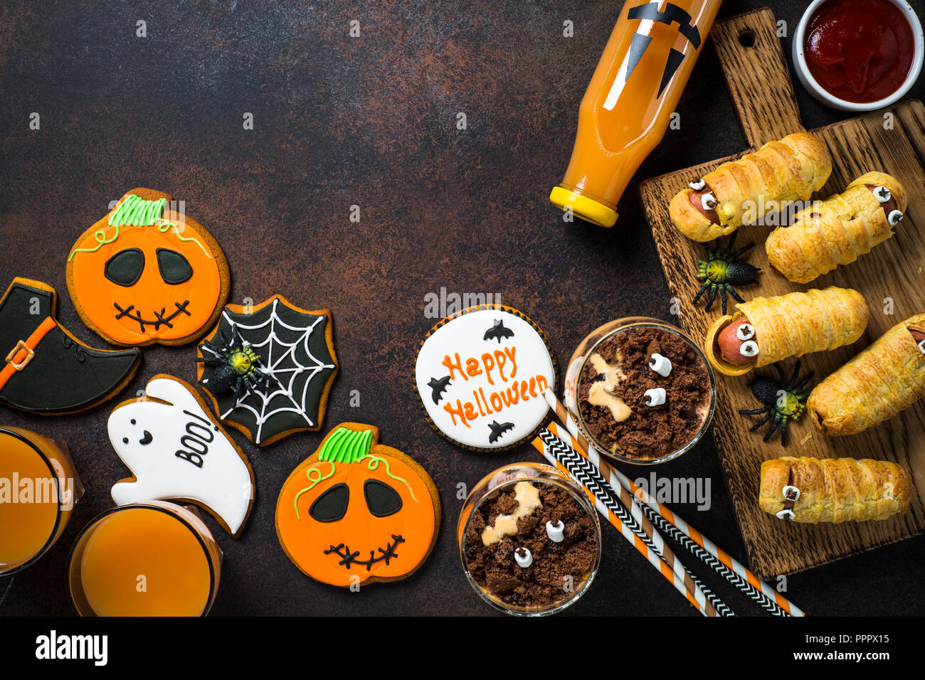 Halloween Lebensmittelsortiment Ansicht von oben. Stockfoto