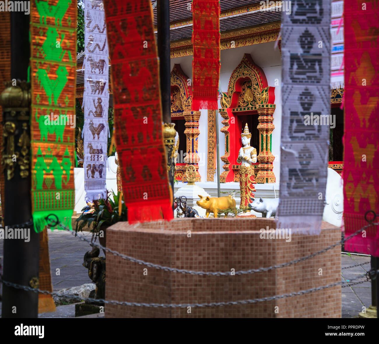 Wat Phra That Doi Tung Tempel Kirche mit öffentlichen Domäne mit Buddhas Relikt, als Schatz des Buddhismus, Mae Sai, Chiang Rai, Thailand als Stockfoto