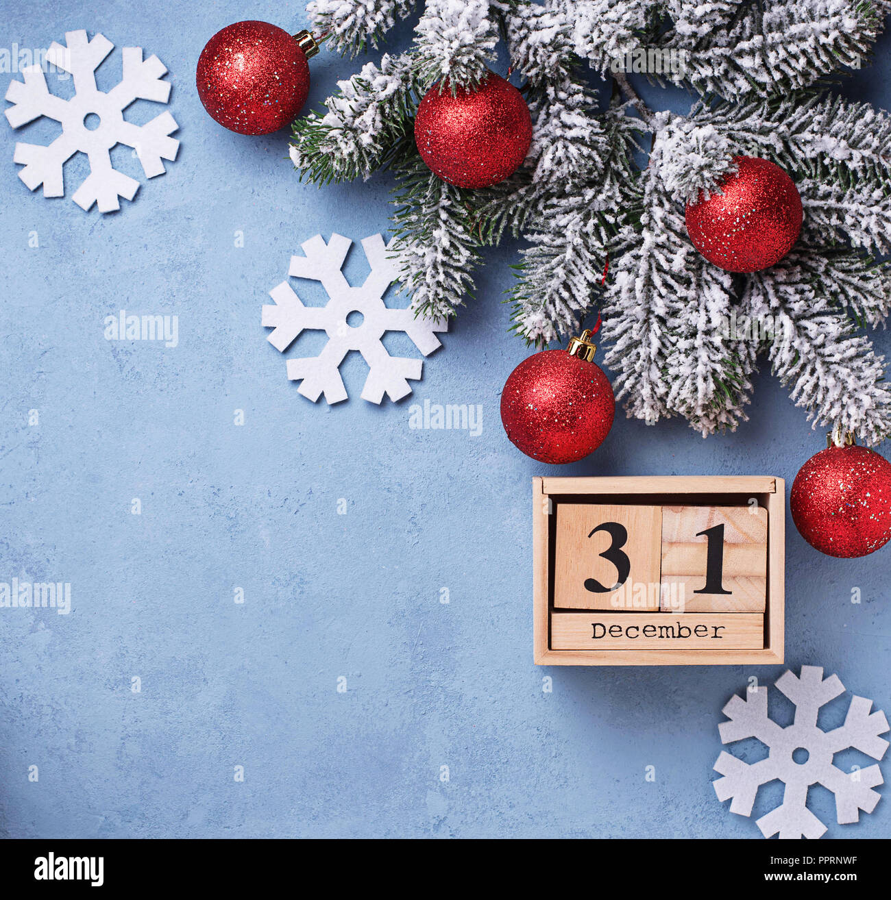 Neues Jahr Hintergrund mit Holz- Kalender Stockfoto