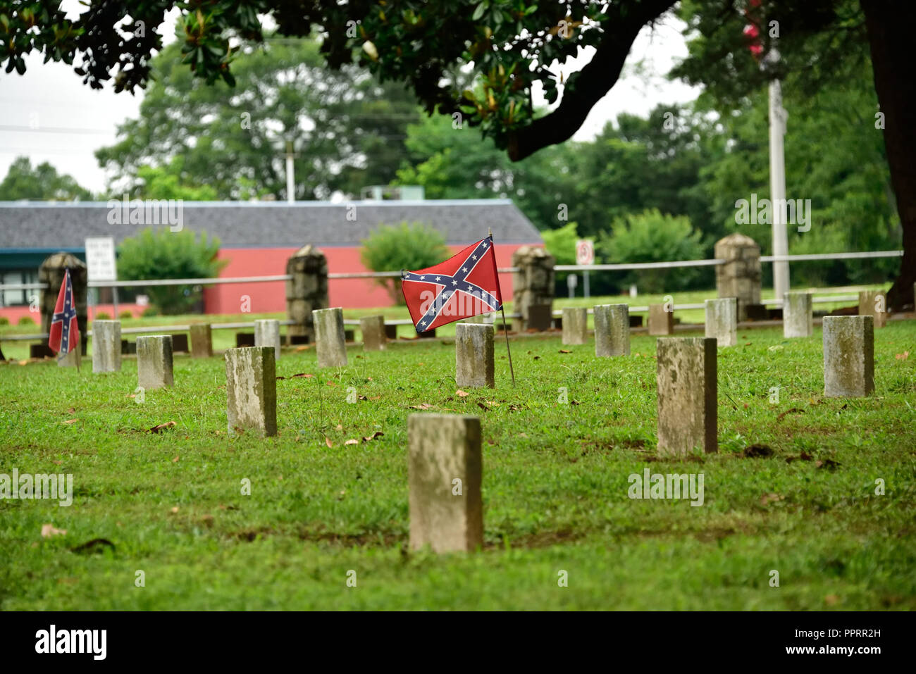 Konföderierten Bürgerkrieg Schlacht Friedhof in Marietta, Georgia. Die Schlacht war Eisenbahn zu erfassen und schneiden Sie liefert nach Atlanta aus dem Süden. Stockfoto
