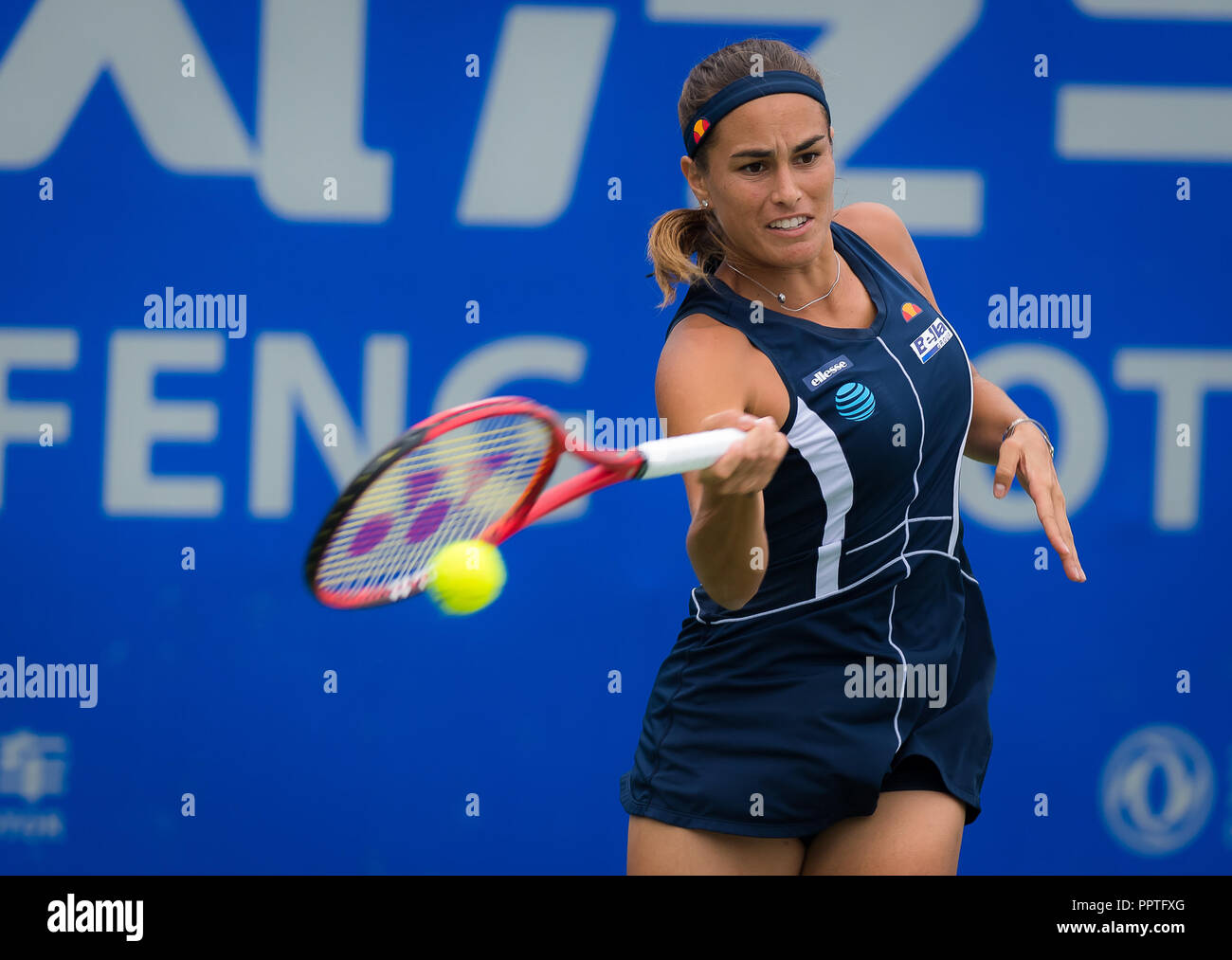 September 25, 2018 - Monica Puig de Puerto Rico in Aktion während der zweiten Runde im Jahr 2018 Wuhan Dongfeng Motor öffnen WTA Premier 5 Tennis Turnier (Credit Bild: © AFP7 über ZUMA Draht) Stockfoto