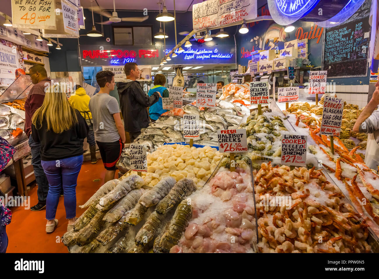 Pike Place Market in Seattle Washington eine der ältesten kontinuierlich betriebenen Märkte öffentliche Landwirte in den Vereinigten Staaten Stockfoto