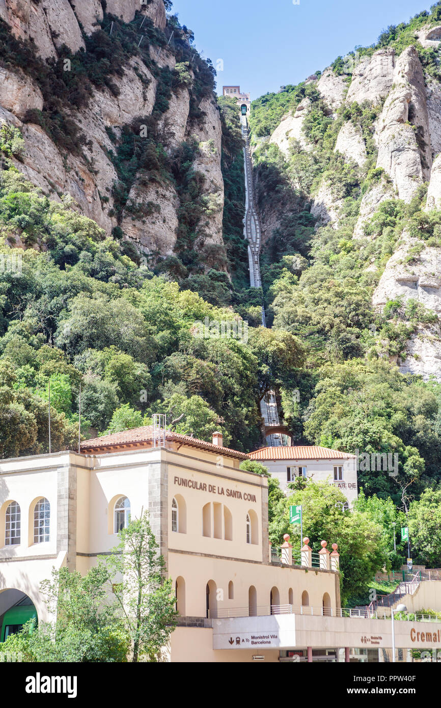 Montserrat standseilbahnstation Fotos und Bildmaterial in hoher