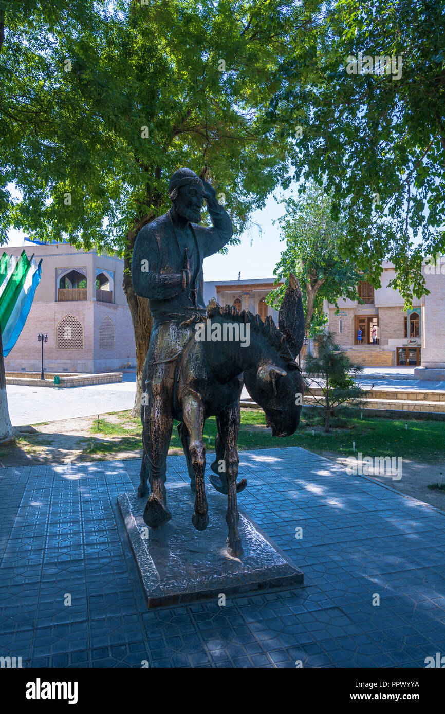 Bronzene Denkmal für Hodscha Nasreddin auf einem Esel in Buchara, Usbekistan. Stockfoto