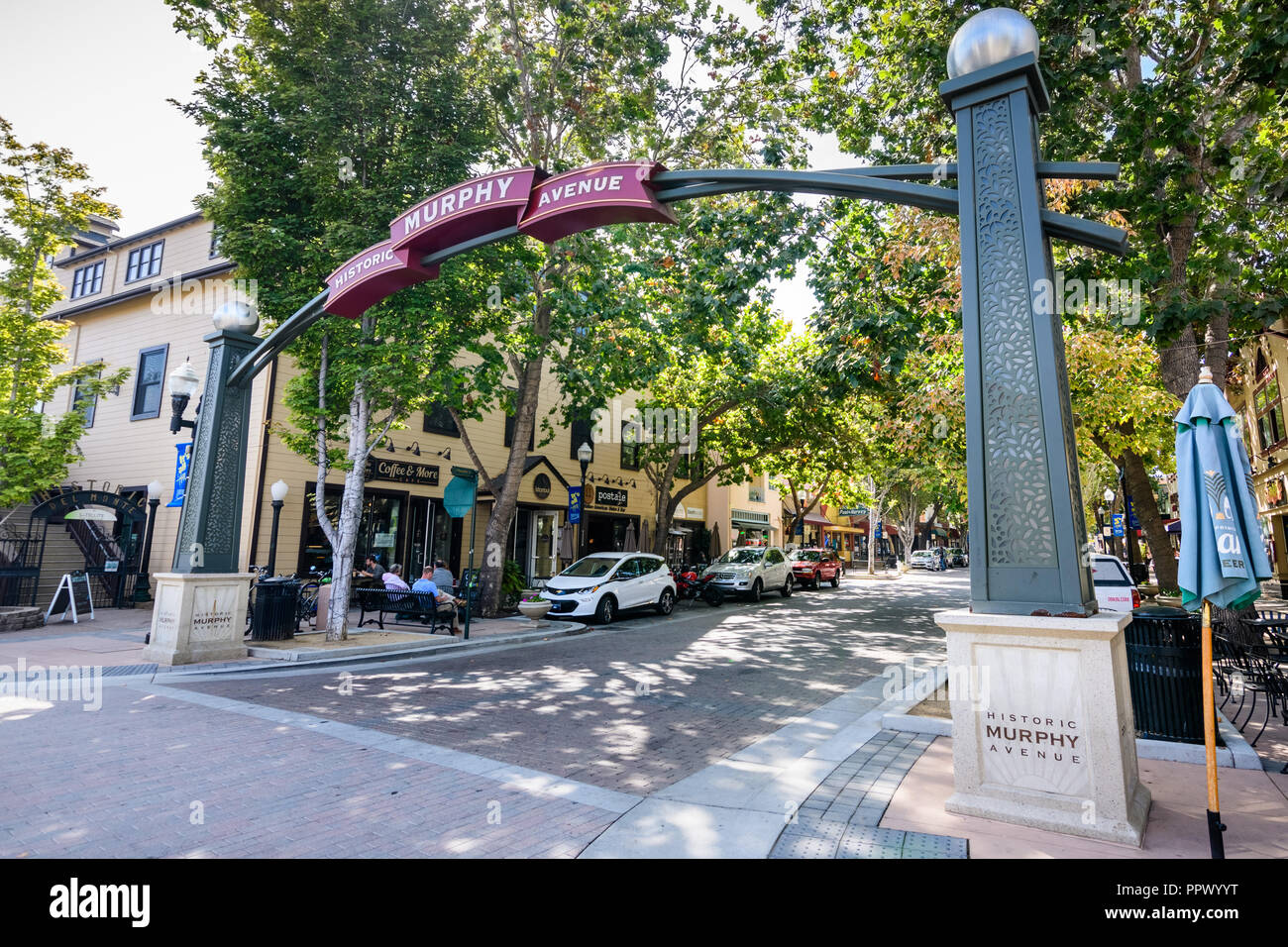 September 27, Sunnyvale 2018/CA/USA - Eingang zum 'Murphy historischen Avenue in der Innenstadt von Sunnyvale, eine Straße mit Restaurants und Cafés Stockfoto