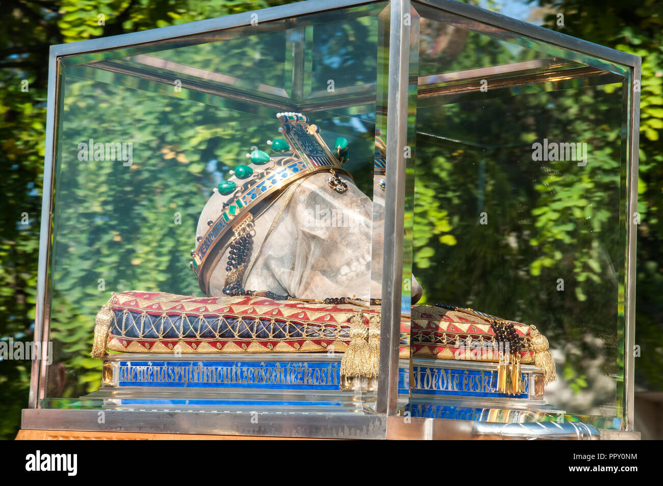 Stará Boleslav, tschechische Republik. 28. September, 2018. Schädel des Heiligen Wenzel, Nationales Festival St. Wenzel, Stará Boleslav, tschechische Republik, 28.9.2018 Quelle: Josef pliva/Alamy leben Nachrichten Stockfoto