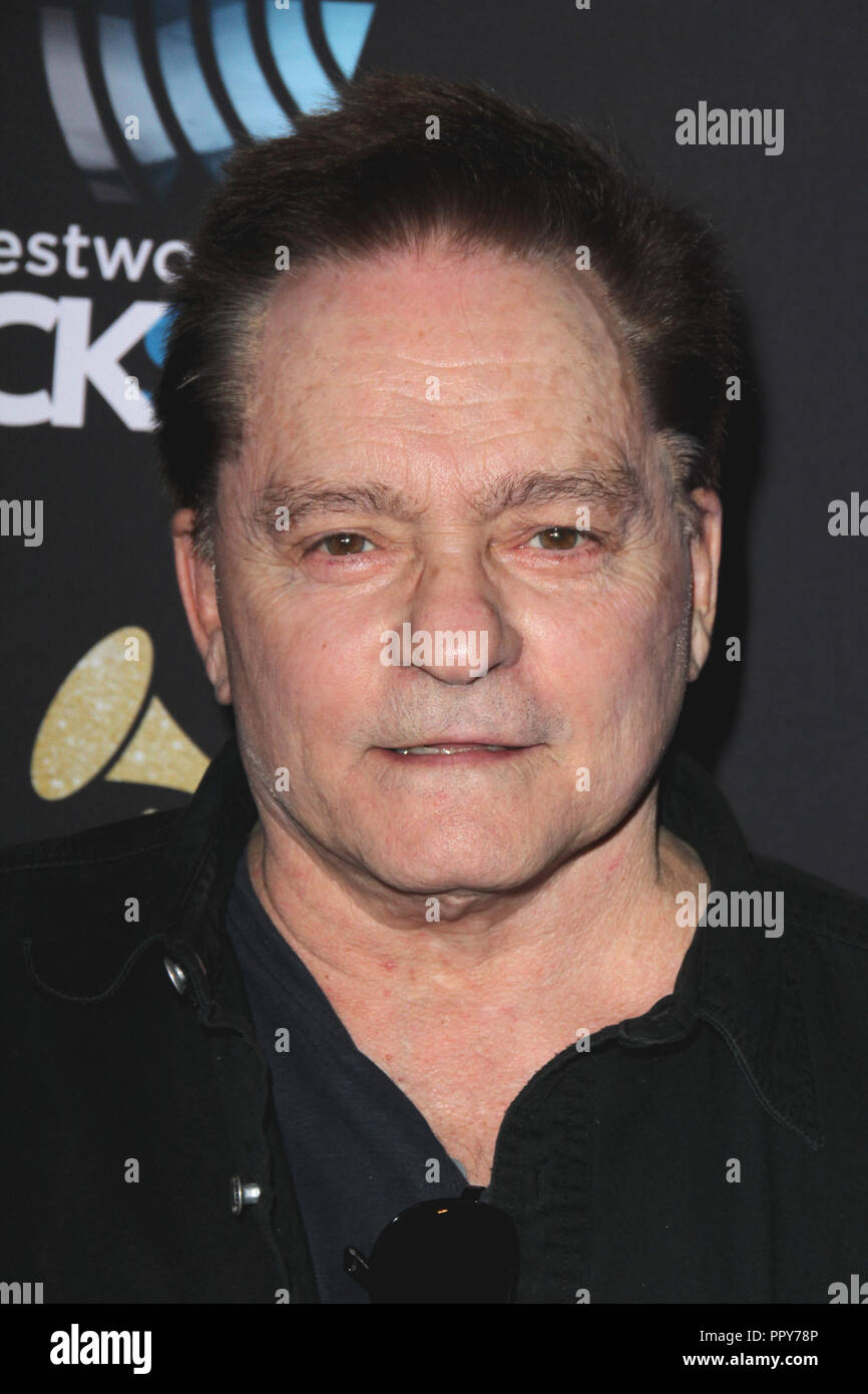 *** Foto *** Marty Balin, Gründungsmitglied von Jefferson Airplane, ist vergangen. LOS ANGELES, Ca - 12. Februar: Marty Balin an den 2016 Grammys Radio Zeile Tag 1 von Westwood, Staples Center, Los Angeles, Kalifornien, präsentiert am 12. Februar 2016. Quelle: David Edwards/MediaPunch Stockfoto