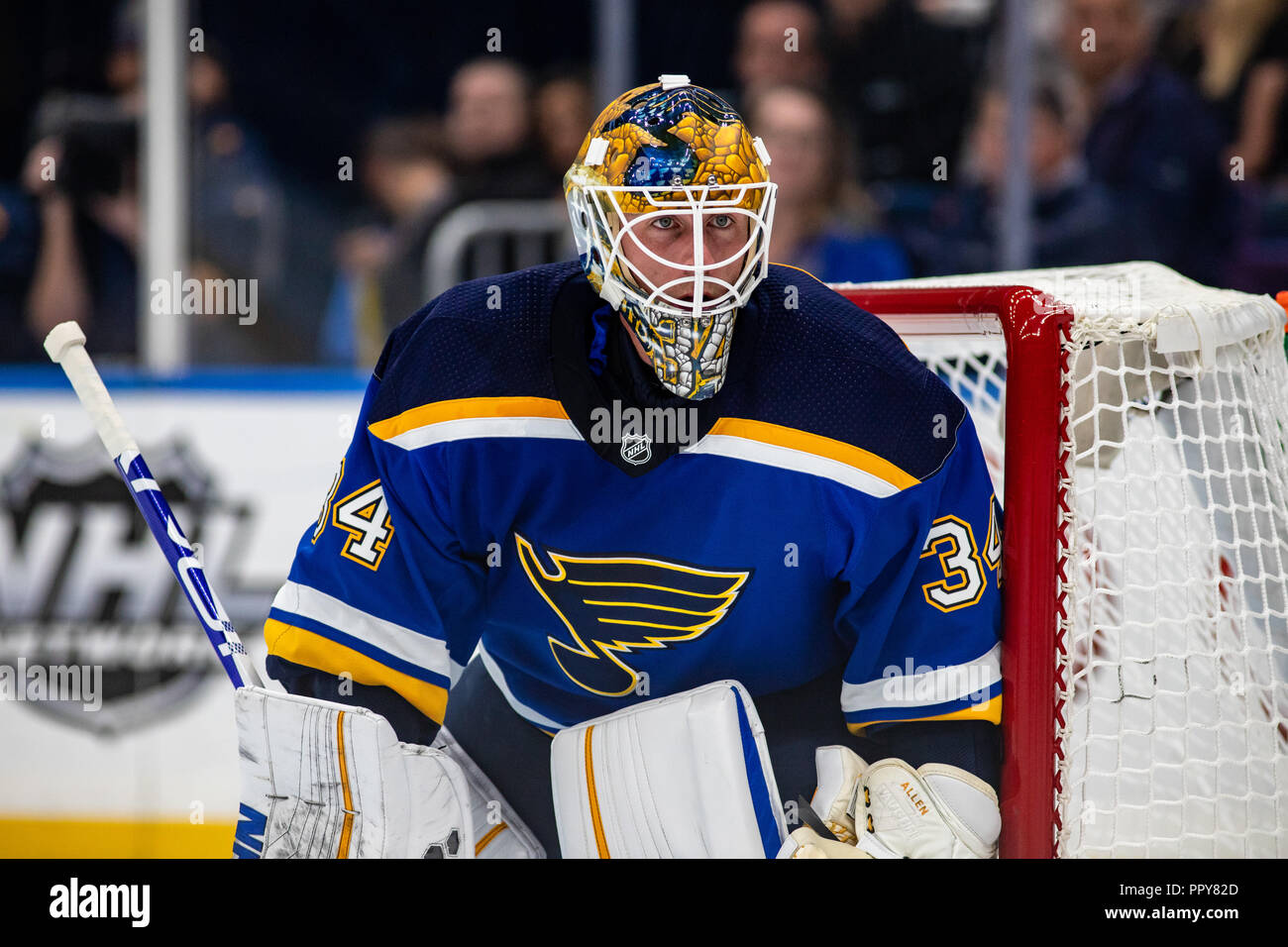 St. Louis, USA. 28. September 2018. NHL-Saison: Dallas Stars an der St. Louis Blues. Jake Allen (34) 21 spart 22 Schüsse für eine solide Nacht gegen die Dallas Stars. © Ben Nichols/Alamy leben Nachrichten Stockfoto