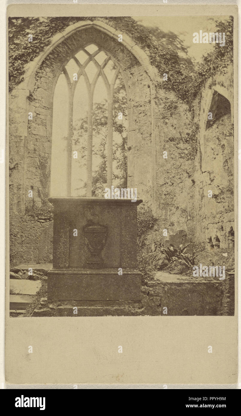 Muckross Abbey Ruinen. Der Chor und grossen Osten Fenster..; Briten; über 1865; Eiklar silber Drucken Stockfoto