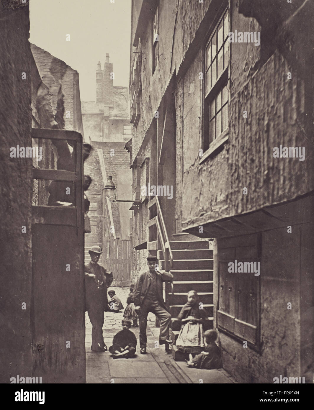 Schließen, Nr. 28 Saltmarket; Thomas Annan, Scottish, 1829-1887, Glasgow, Schottland; negative 1868 - 1871; 1877; Co2 drucken Drucken Stockfoto