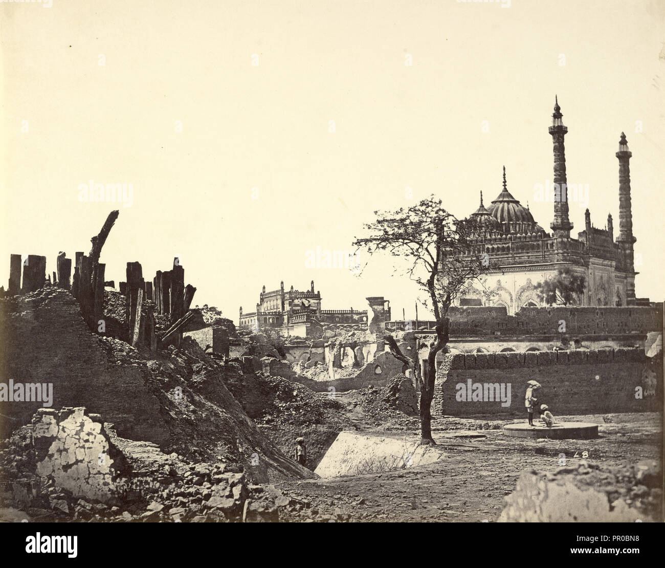 Batterie in der Nähe der Begum Kotie. Zweiter Angriff von Sir Colin Campbell im März, 1858; Felice Beato, 1832 - 1909 Stockfoto