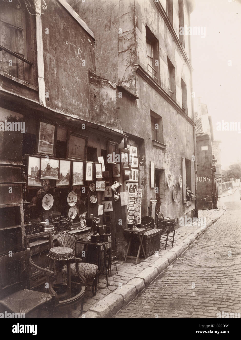 Rue Norvins; Eugène Atget, Französisch, 1857 - 1927, Paris, Frankreich; 1924; Eiklar silber Drucken Stockfoto