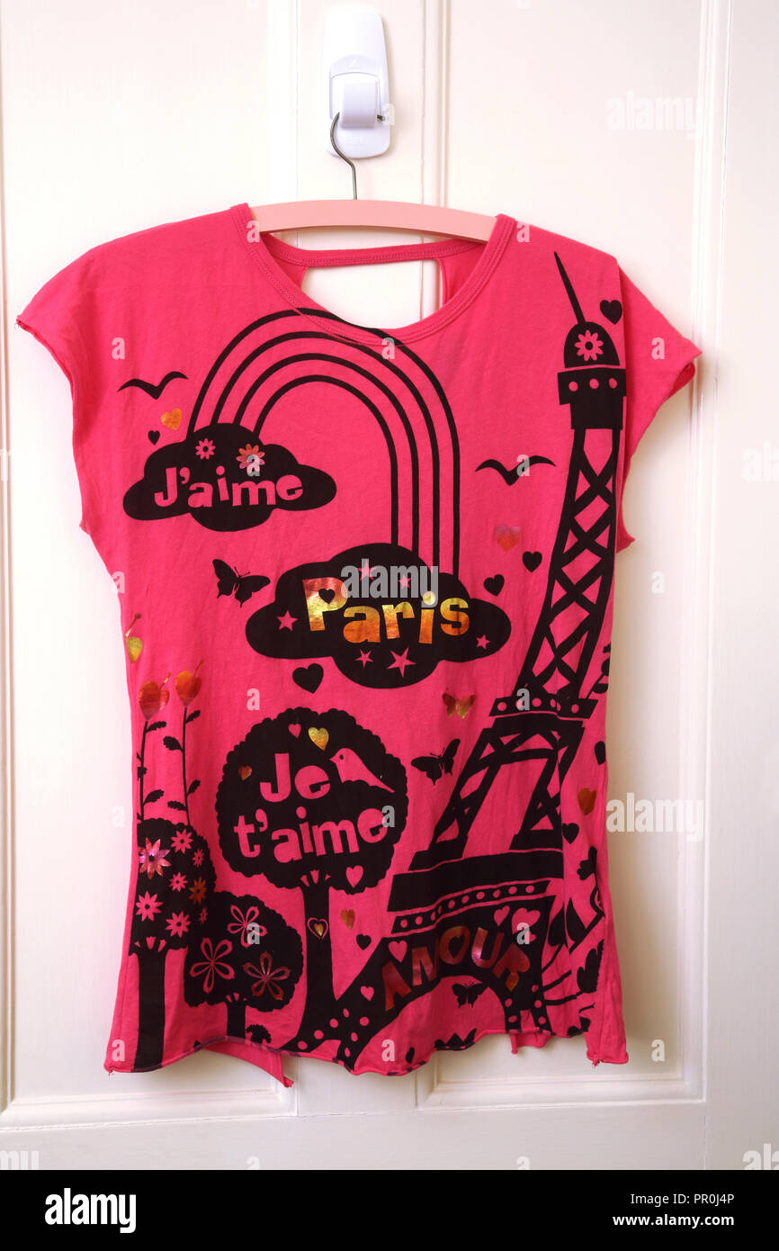 Rosa Paris T-Shirt Stockfoto
